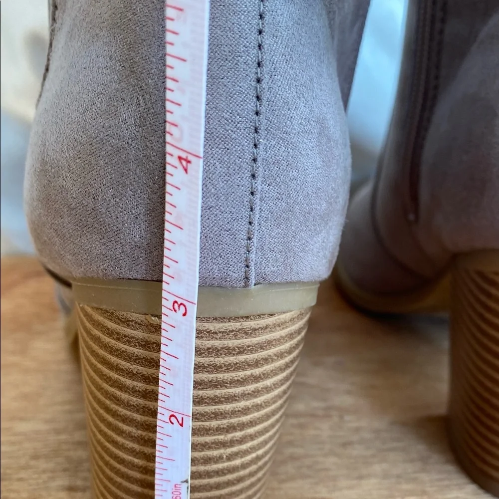 SOFT VEGAN LEATHER HEELED ZIPPER BOOTS - Picture 10 of 16